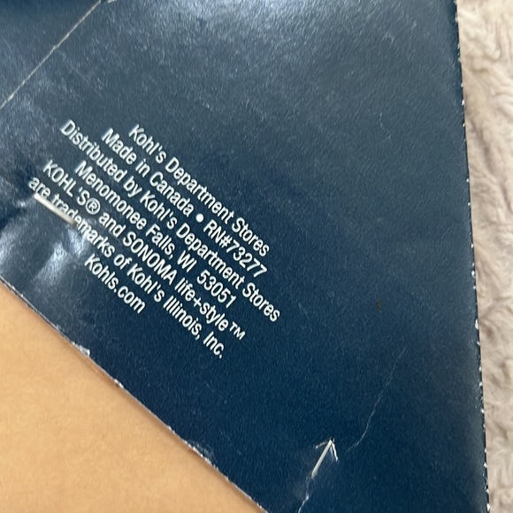 Daffodils wall art in glass frame, New in original packaging - Picture 16 of 16